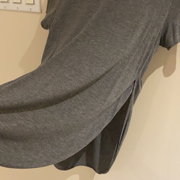 Aritzia Wilfred Capucine T-Shirt - Picture 3 of 3